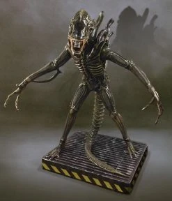 Hollywood Collectibles Group Alien Statua Warrior Xenomorfo Guerriero Scala 1:1 Misura Dimensioni Reali Vetroresina