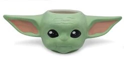 Pyramid International Star Wars: The Mandalorian 3D Shaped Mug The Child - APRIL 2021